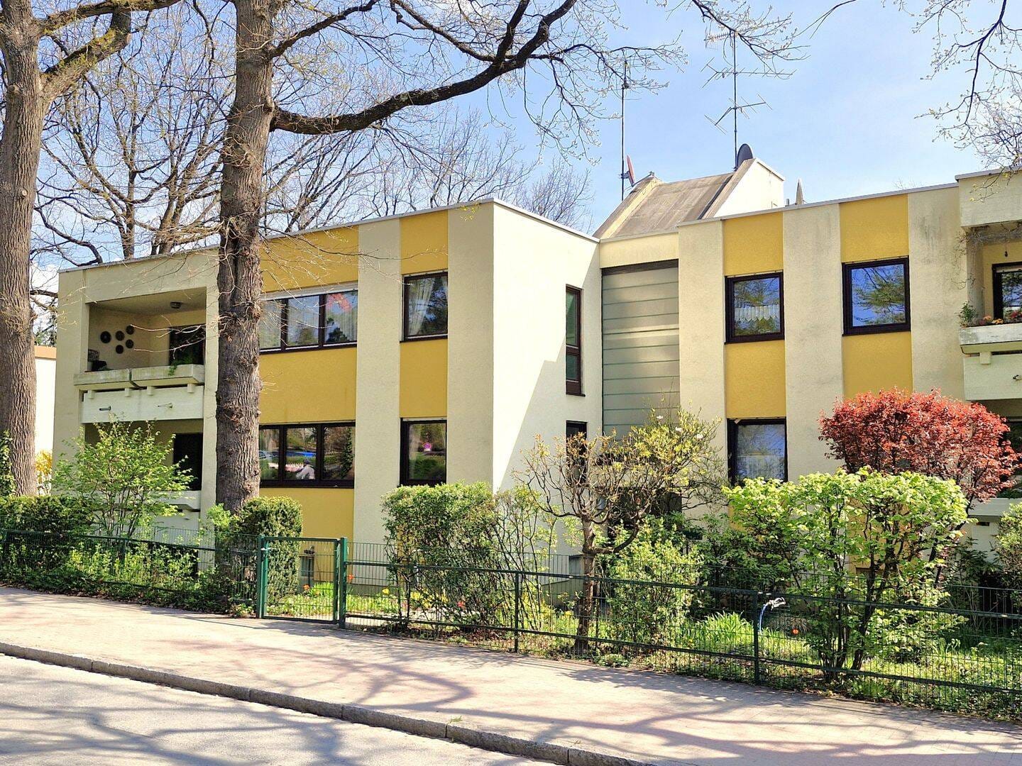 Immobilie in Spardorf - Die Alternative zum Haus! Außergewöhnlich großzügige 4 ½-Zimmer-ETW im beliebten Spardorf - Bild 0