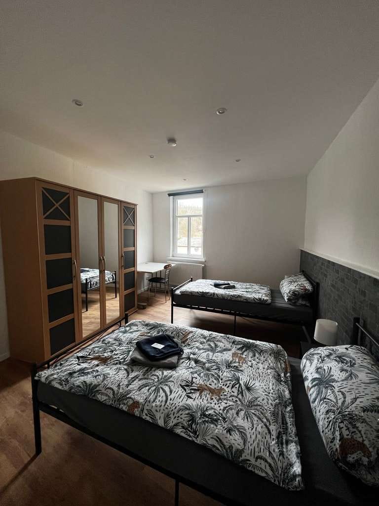 Immobilie in Bad Gandersheim - Modernisiertes Apartmenthaus mit 12 Schlafplätzen im Zentrum von Bad Gandersheim - Bild 2
