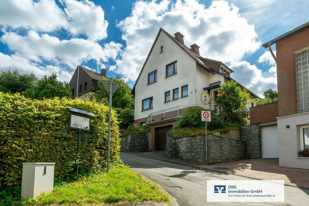 Immobilie in Altenbeken - Solides Einfamilienhaus mit Potenzial - Bild 0