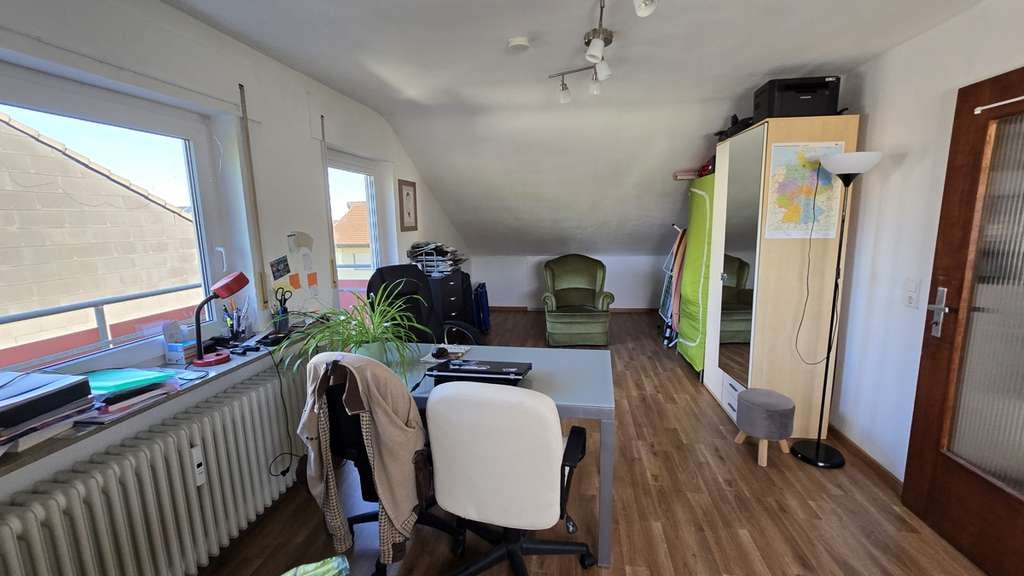 Immobilie in Gerlingen - Kapitalanleger aufgepasst: helle 1,5 Zimmer Wohnung mit Balkon in ruhiger Lage von Gerlingen! - Bild 2