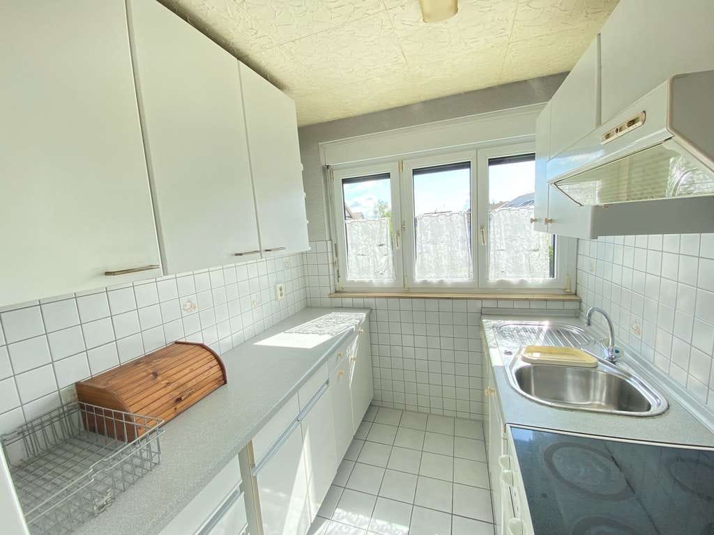Immobilie in Fellbach - Charmante Wohnung mit Kreativ-Potential in ruhiger, grüner Wohnlage! - Bild 1