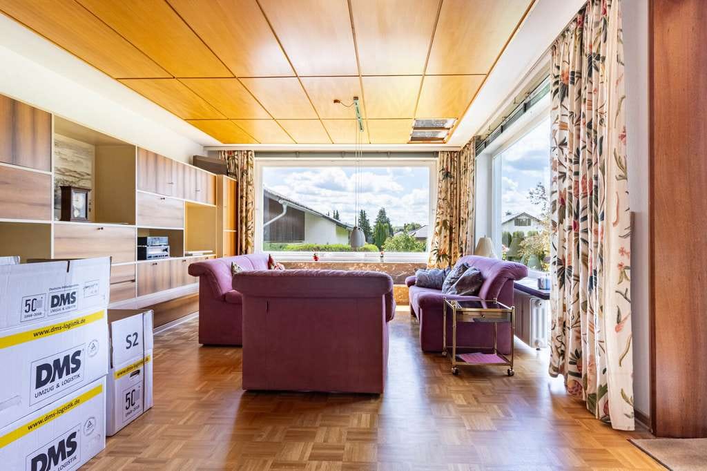 Immobilie in Brilon - Großzügiges Einfamilienhaus mit Retro-Charme, in ruhiger Lage - Bild 4