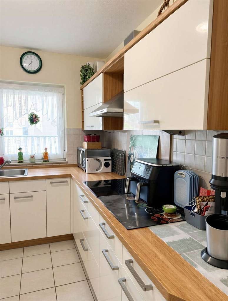 Immobilie in Seelze - Attraktives Reihenmittelhaus mit Ausbaupotenzial in naturnaher Lage von Seelze-Lathwehren - Bild 2