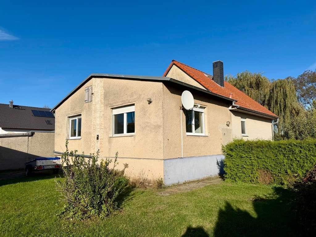 Immobilie in Velten - sanierungsbedürftiges Einfamilienhaus mit Grundstück und Nebengelass - Bild 3