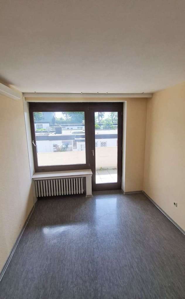 Immobilie in Oerlinghausen - großzügiges Apartment // Stellplatz // Balkon - Bild 4