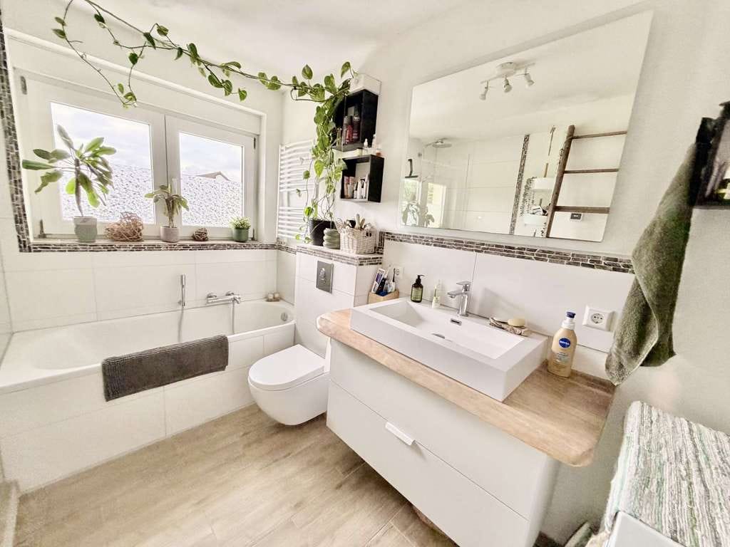 Immobilie in Riegel - Charmante 3,5-Zimmerwohnung am schönen Kaiserstuhl - Bild 4