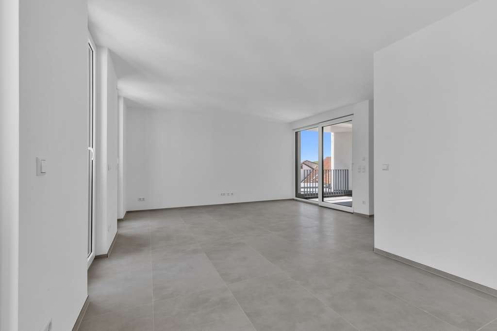 Immobilie in Ölbronn-Dürrn - Erstbezug Neubau aus 2025! Traumwohnung im ersten OG mit TG Stellplatz! - Bild 2
