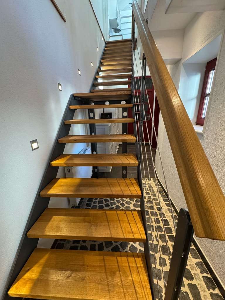 Immobilie in Löhnberg - Design trifft Großzügigkeit - Stilvolles Fachwerkhaus außergewöhnlichen Grundriss in Löhnberg - Bild 3