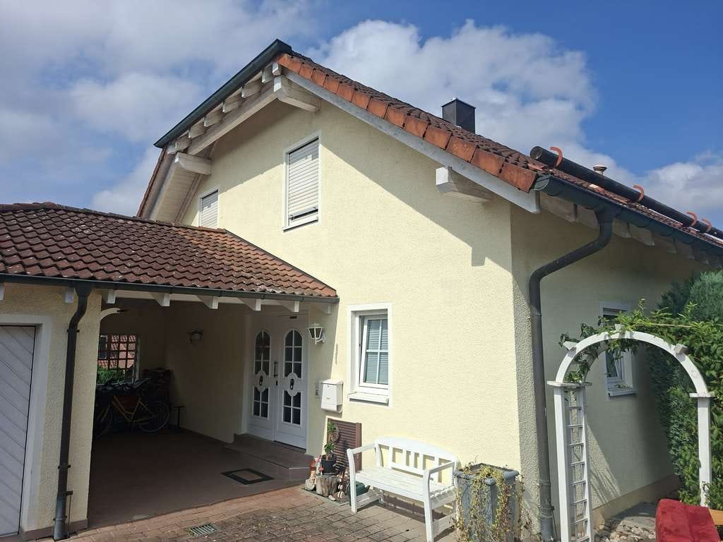 Immobilie in Eschach - Schönes, freistehendes Wohnhaus in naturverbundener Lage - Bild 2