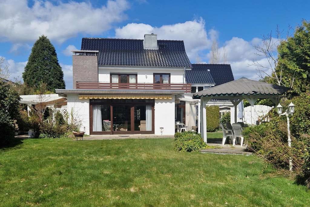 Immobilie in Lütjensee - Verbundenes Zweifamilienhaus  - Bild 0