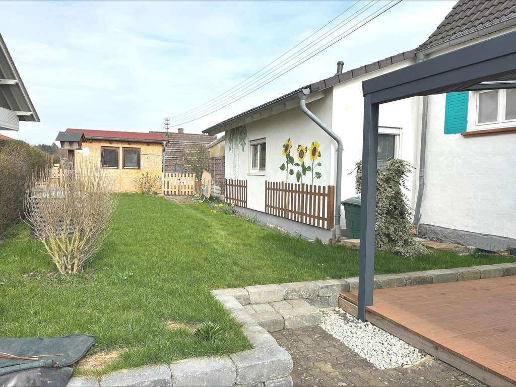 Immobilie in Bannberscheid - Charmantes Zuhause mit viel Platz, Einliegerwohnung und attraktiven Möglichkeiten.  - Bild 2
