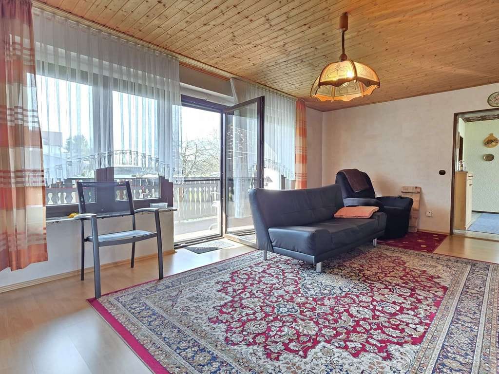 Immobilie in Rödental - Solide Basis für Ihre Wohnideen - Gepflegtes Einfamilienhaus in Rödental! - Bild 4