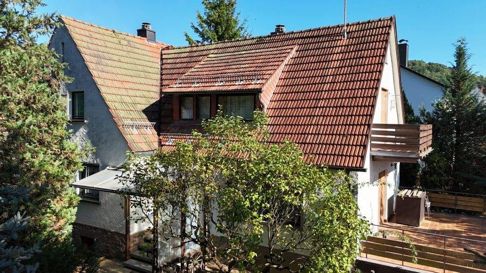 Immobilie in Stadtsteinach - Naturnahes Haus im "Dornröschenschlaf" - Bild 0