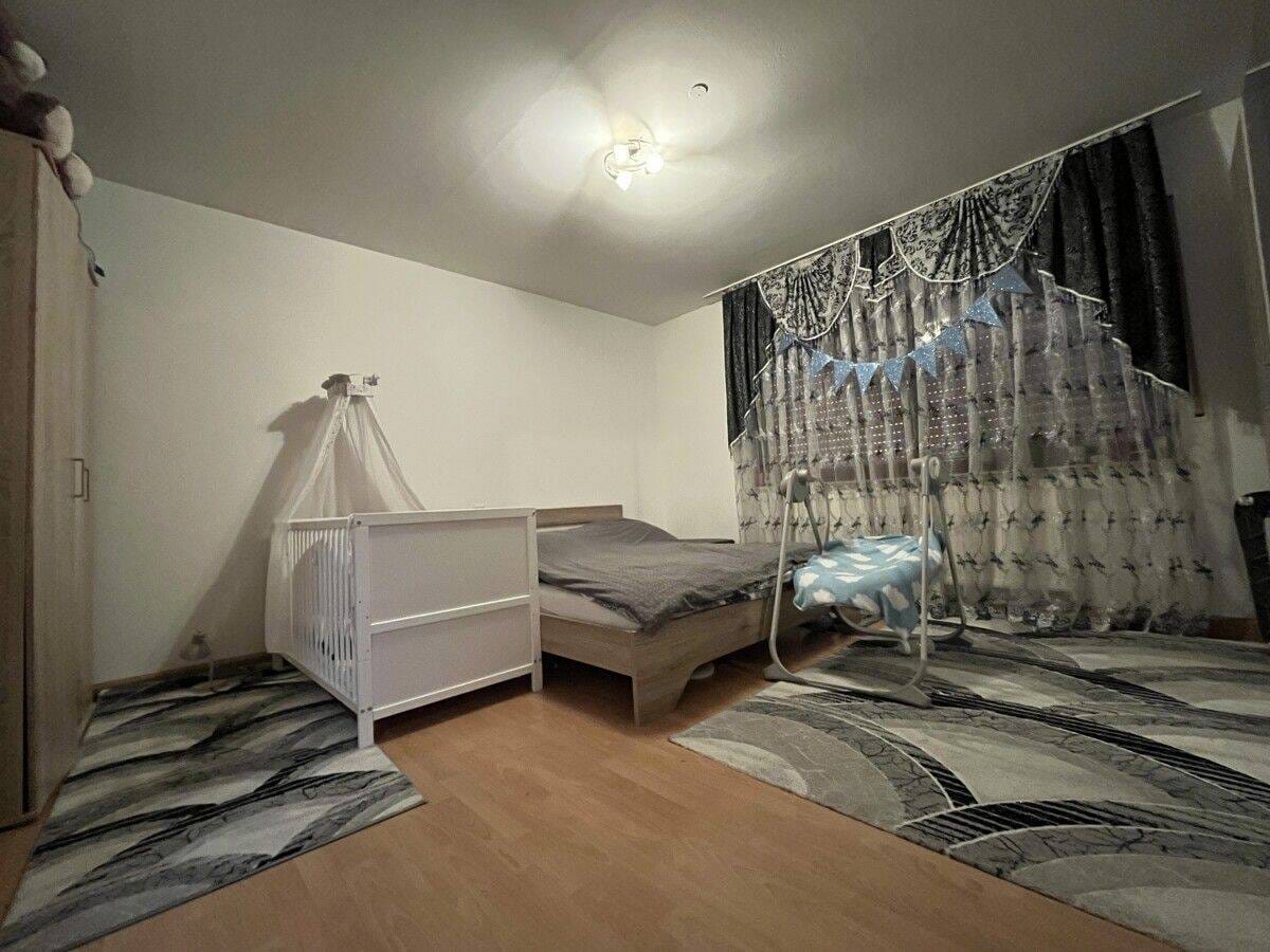 Immobilie in Schwarzenbruck - Massiv gebautes Mehrfamilienhaus mit 3  Einheiten - Bild 4