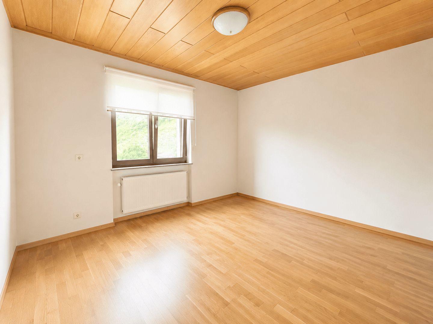 Immobilie in Hammerstein - Charmantes Einfamilienhaus mit Scheune, Innenhof und Ausbaupotenzial in Hammerstein - Bild 3