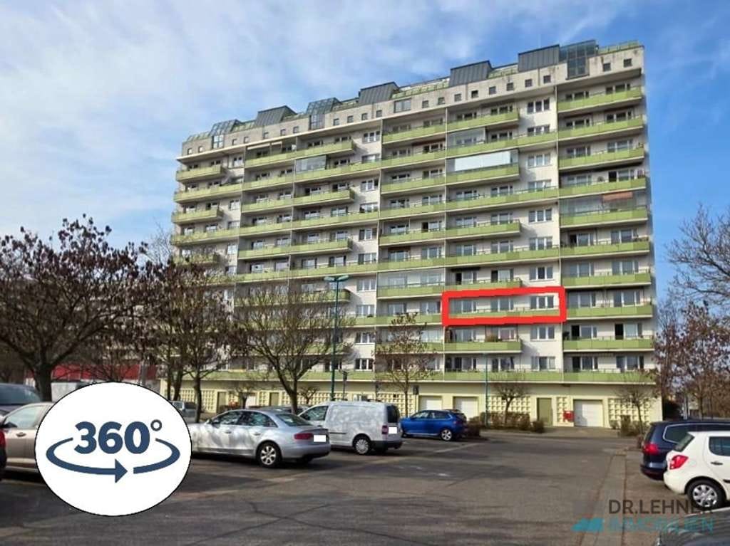 Immobilie in Neubrandenburg - Dr. Lehner Immobilien NB - 
3-Zimmer-Eigentumswohnung in Zentrumsnähe von Neubrandenburg - Bild 0