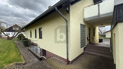 Immobilie in Gudensberg - VIELSEITIGES WOHNHAUS MIT EINLIEGERWOHNUNG & GARAGE - Bild 0