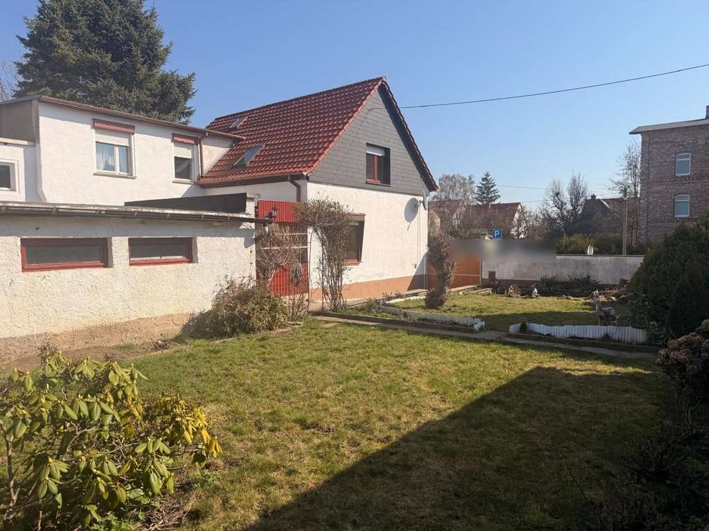 Immobilie in Helbra - Freistehendes Einfamilienhaus mit viel Platz und Entwicklungsmöglichkeiten für die ganze Familie - Bild 1