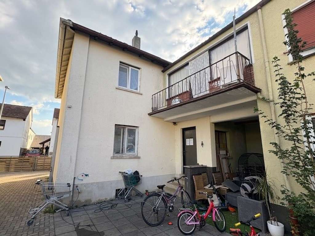 Immobilie in Lambsheim - Zweifamilienhaus in ruhiger Lage mit Bauplatz - Bild 3