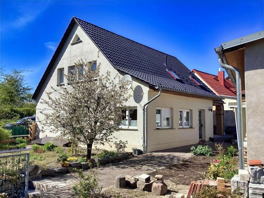 Immobilie in Biesenthal - Charmantes Wohnhaus mit Gästehaus ! - Bild 2