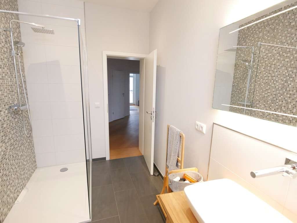 Immobilie in Wismar - *****VERKAUFT*****Saniertes Altstadthaus mit Wintergarten und Galerie mit viel Wohnkomfort! - Bild 2