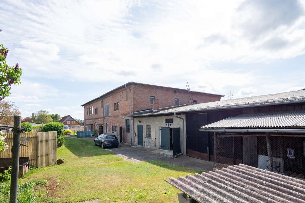 Immobilie in Malchin - Listenpreis 79.000,00 € - Bauernhaus mit viel Nebengelass in Remplin bei Malchin - Bild 2