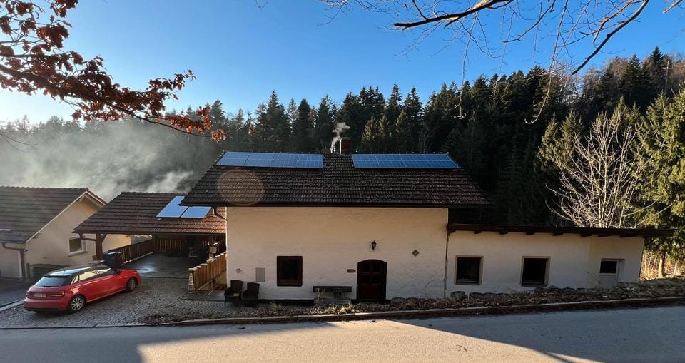 Immobilie in Hauzenberg - teilsaniertes Wohnhaus Nähe Hauzenberg - vieles schon gemacht - eigene Wünsche noch umsetzen - Bild 0