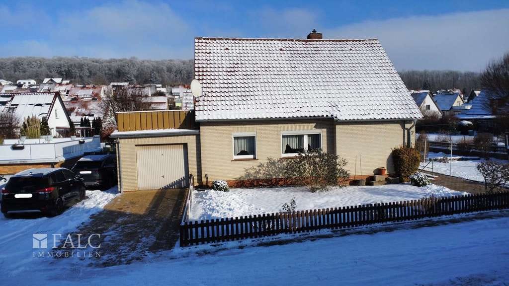 Immobilie in Northeim - ***Freistehendes Einfamilienhaus mit tollem Grundstück in ruhiger Lage am unteren Sultmer*** - Bild 3