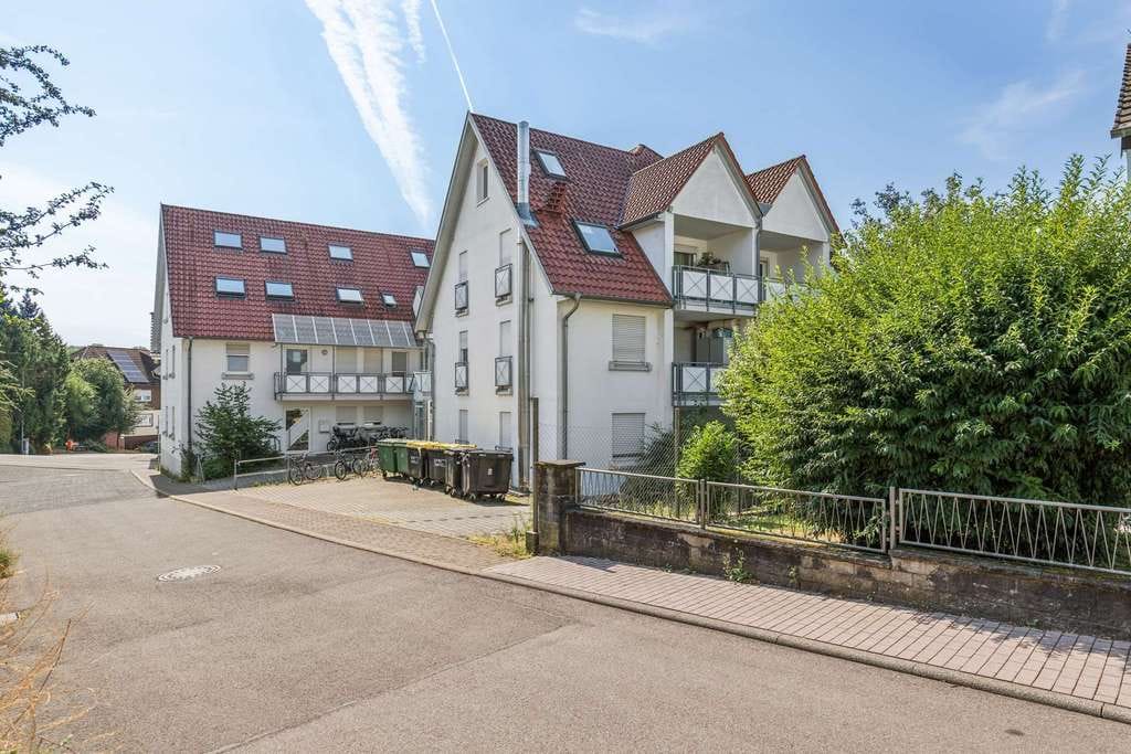 Immobilie in Königsbach-Stein - 2-Zimmer-Eigentumswohnung mit Balkon – ideal für Eigennutzer oder Kapitalanleger - Bild 0