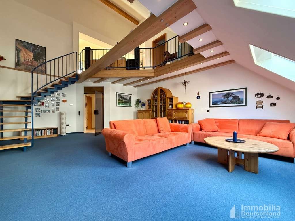 Immobilie in Dortmund - Großzügig wohnen am Phönixsee - Maisonette mit beeindruckender Galerie - Bild 1