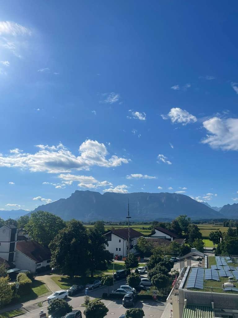 Immobilie in Ainring - Traumhafter Blick von der großen Sonnenterasse - Bild 0