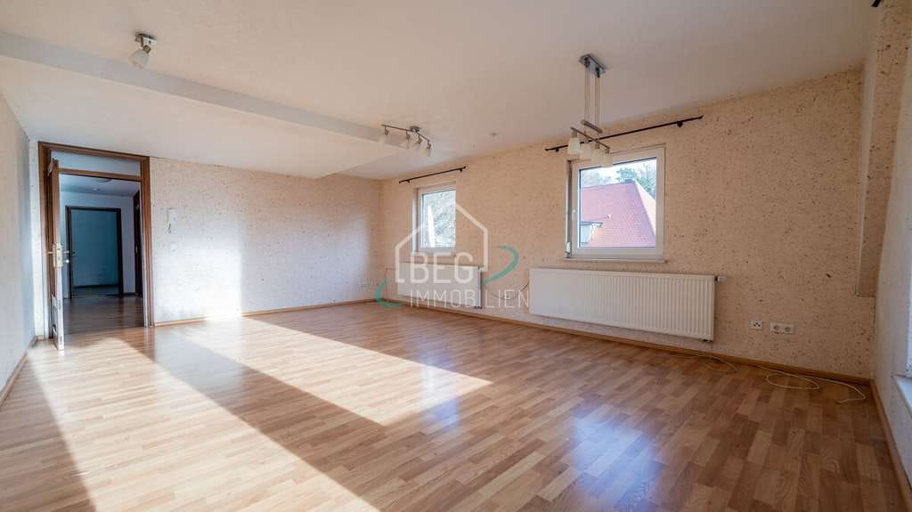 Immobilie in Schwäbisch Hall - Großzügige 5-Zimmer-Wohnung 
mit flexibler Aufteilung - Bild 2