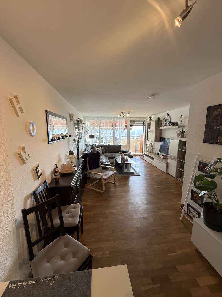 Immobilie in Grenzach-Wyhlen - Lichtdurchflutete Wohnung mit tollem Blick - Bild 1