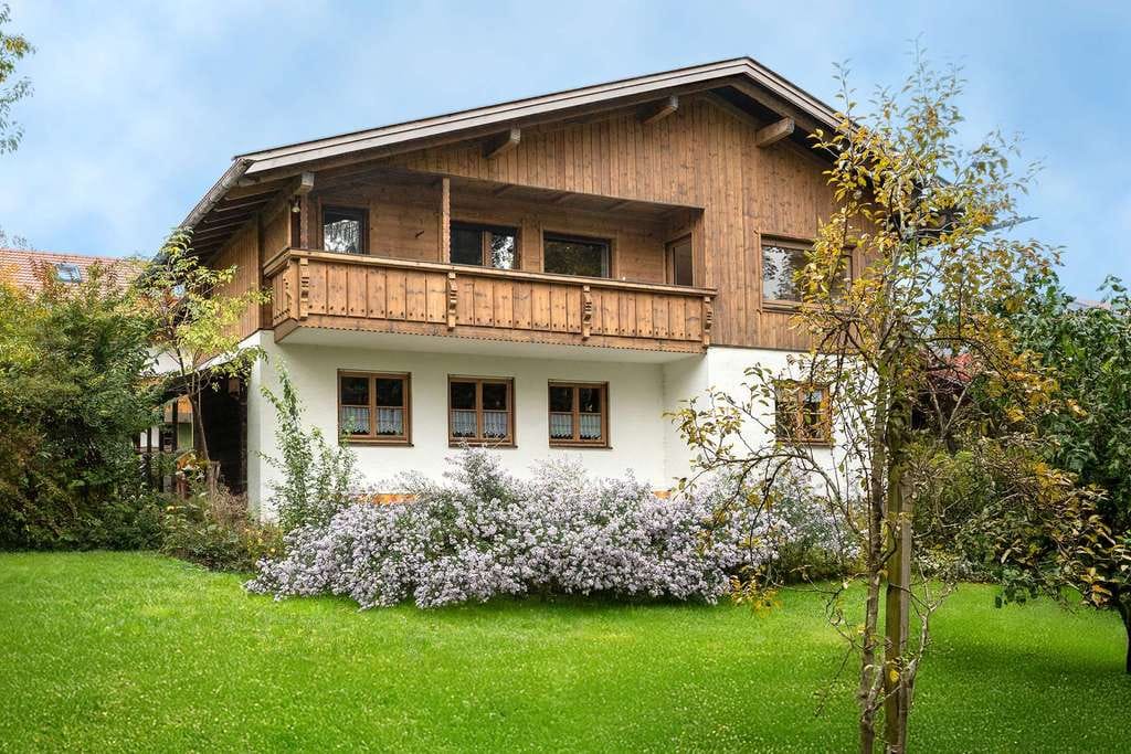 Immobilie in Lenggries - Zwei Einheiten, ein Zuhause. Haus im Haus mit flexiblen Möglichkeiten. - Bild 1