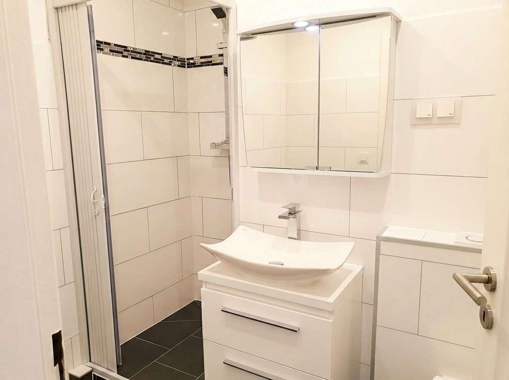 Immobilie in Bremen - Saniertes City-Apartment mit Weitblick und Balkon –  attraktive Kapitalanlage oder  Eigennutzung - Bild 3