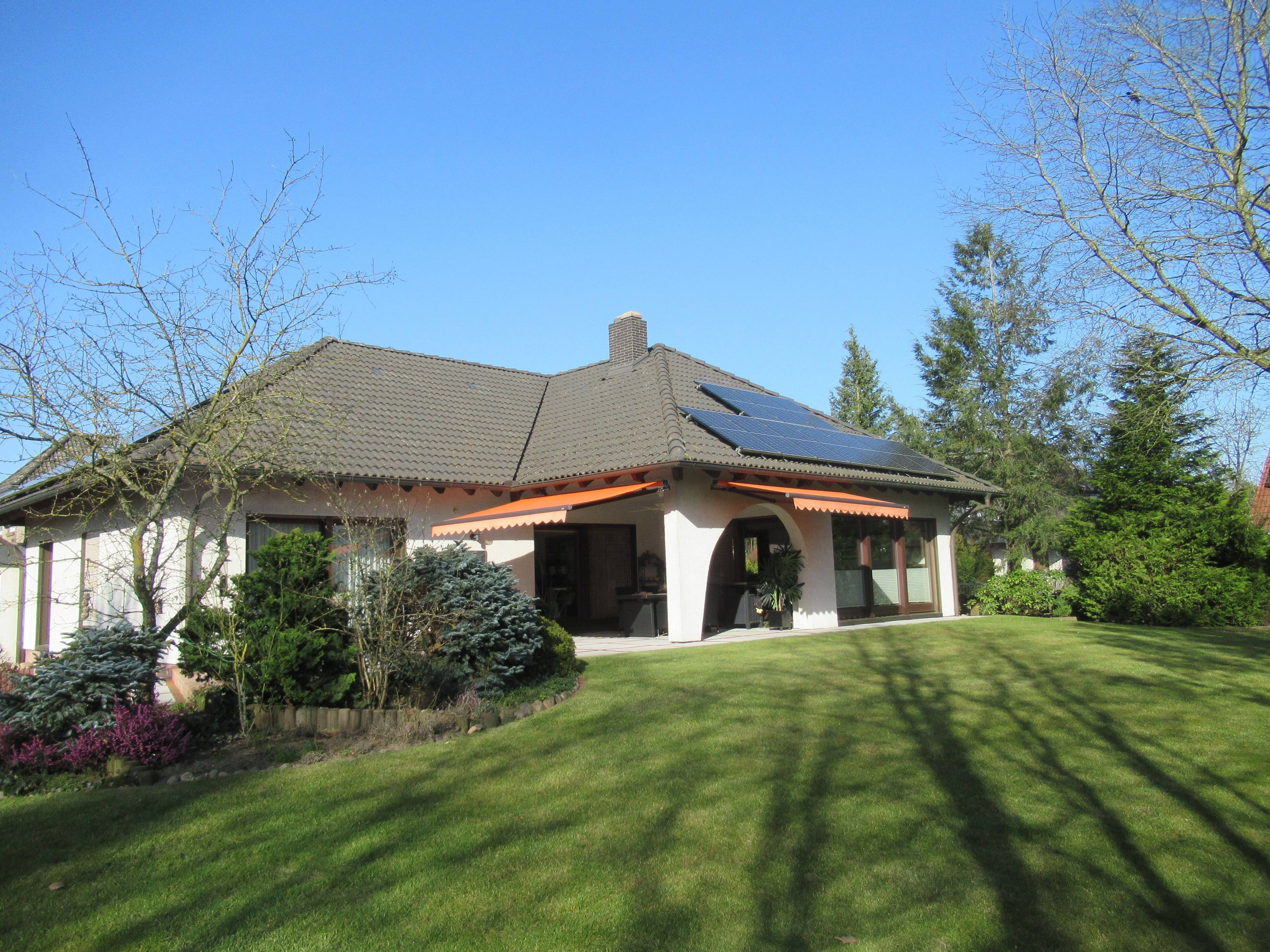 Immobilie in Westergellersen -  PREISSENKUNG - Bungalow mit Souterrain und ausbaufähigem Dachgeschoss in Westergellersen   - Bild 1