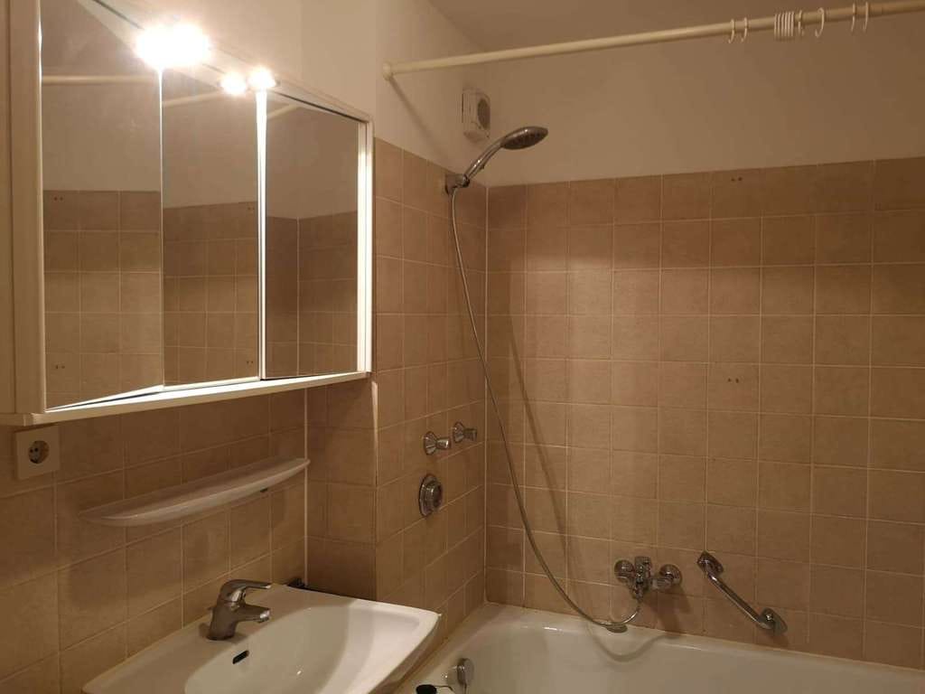 Immobilie in Erding - Charmante 2-Zimmer-Wohnung mit Südbalkon in Erding/Klettham- Erbbaurecht - Bild 1