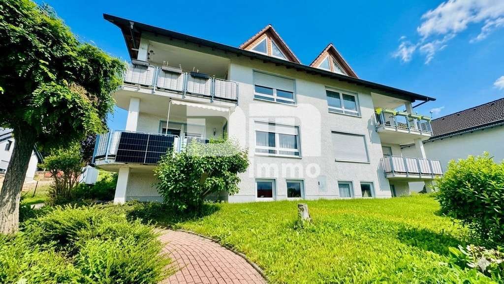 Immobilie in Niedenstein - Hochwertig sanierte, ebenerdige Dreizimmerwohnung im EG mit Loggia + PKW-Stellplatz - Bild 4