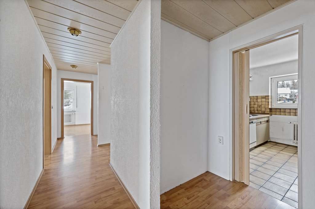 Immobilie in Winterlingen - 4 Zimmer - ideal geplant - fast einzugsbereit - Bild 0