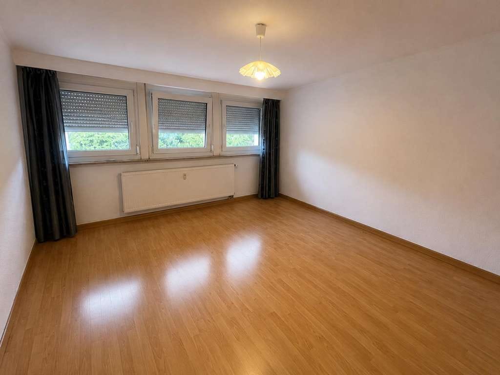 Immobilie in Denkendorf - Seltene Gelegenheit: 3-Zimmer-Wohnung mit Dachausbau & Waldstück - Bild 4