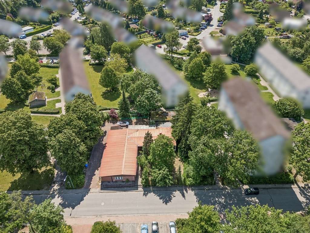 Immobilie in Trappenkamp - Modernisierungsbedürftige Kapitalanlage mit 5-6 kleinen Wohnungen auf einer Ebene in Trappenkamp - Bild 0