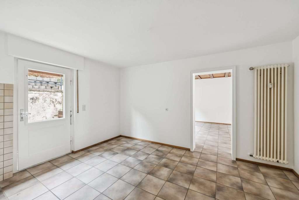 Immobilie in Bühlertal - Großzügiges Mehrfamilienhaus mit terrassiertem Garten – vielseitig nutzbar für die Familie - Bild 3