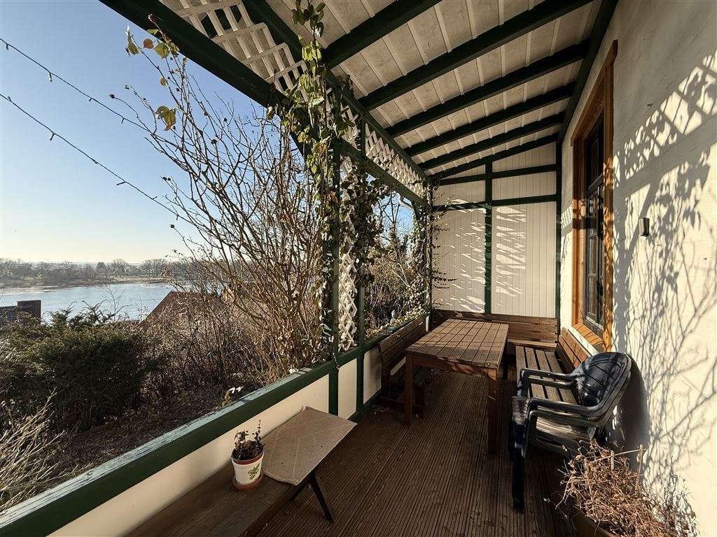 Immobilie in Lauenburg/Elbe - Liebhaber gesucht – Jahrhunderthaus mit Blick über die Elbe - Bild 3