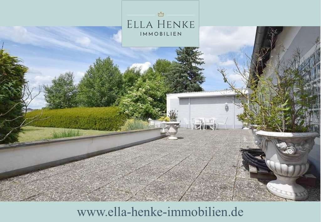 Immobilie in Süpplingen - Wohn-, Geschäftshaus mit 250m² Gewerbe + 150m² Wohnung und wunderschönem Garten in Feldrandlage... - Bild 0