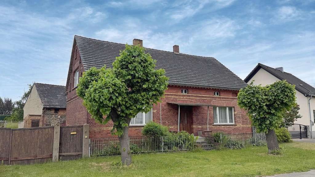 Immobilie in Wiesengrund - Omas Hofjuwel auf dem Land! - Bild 0