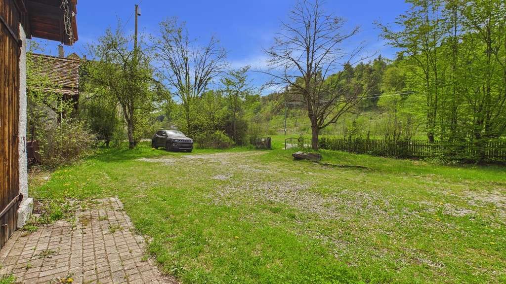 Immobilie in Aitrach - Herrschaftliches Wohnen- stilvolle Villa mit weitläufigem Gartengrundstück und modernster Haustechni - Bild 5