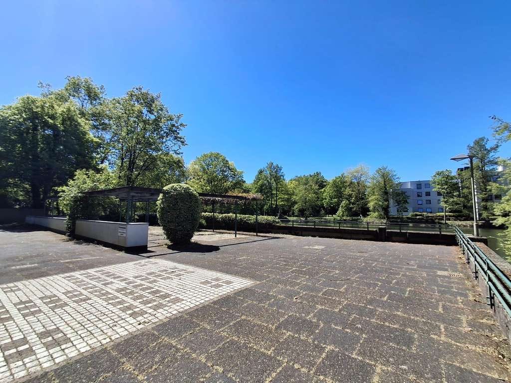 Immobilie in Erkrath - Panoramablick & Freiraum für Ihre Ideen: Großzügige 3-Zimmer-Wohnung (79 m²) in Bestlage von Erkrath - Bild 2
