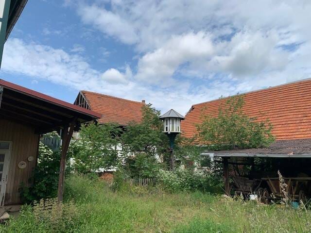Immobilie in Erfurt - ** ehem. Gehöft: 4-Seiten-Hof mit Wohnhaus, Scheune, Garagen, Nebengebäude ** - Bild 3