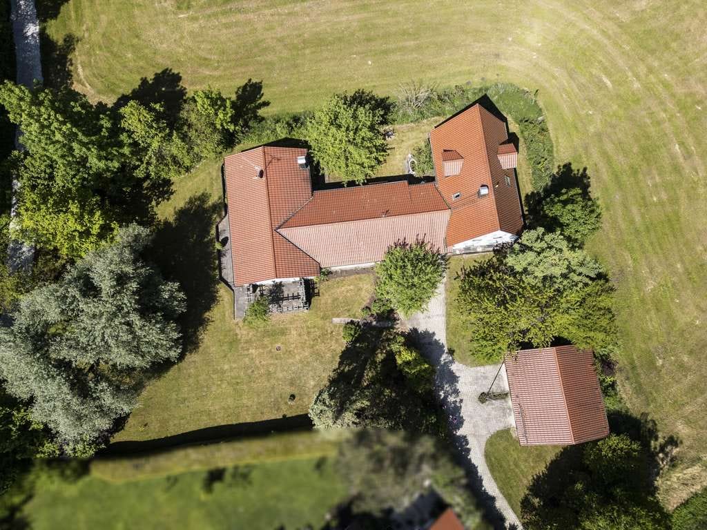 Immobilie in Bad Heilbrunn - Einzigartiges Landhaus im Grünen - Bild 2