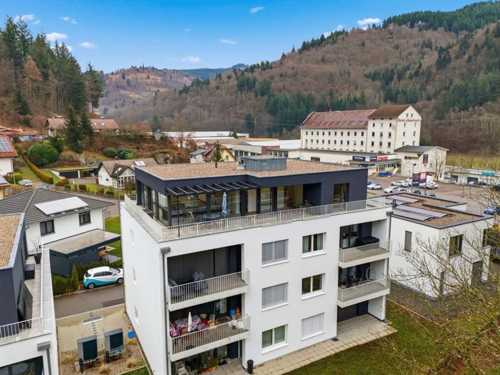Immobilie in Schönau im Schwarzwald - Exklusives Penthouse in Schönau – Modernes Wohnen mit großzügiger Terrasse - Bild 0